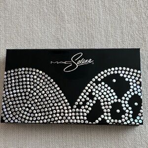 MAC Selena Eyeshadow Palette